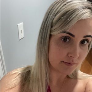 Meet your Posher, Aline